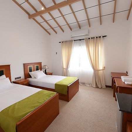 Seasons Hotel Kurunegala Eksteriør billede